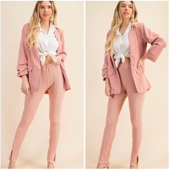 🌸💕Welcome to Pink Icing Boutique 🌸🌸💕Besides being a Posh Ambassador11🌸💕 - Picture 10 of 16